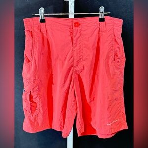 Men's Columbia PFG Bahama Short in Coral Size M Style #1823541